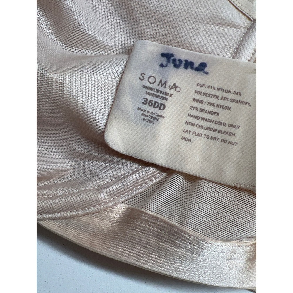 Soma Unbelievable Minimizer Bra 36DD Beige Nude Underwire Adjustable Straps